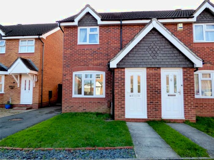 2 Bedroom Semi-Detached House To Rent In Redwood Grove, Havant, Hampshire, PO9