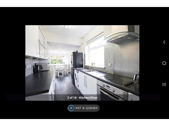 3 Bedroom Semi-Detached House To Rent In Church Lane, Scunthorpe, DN15