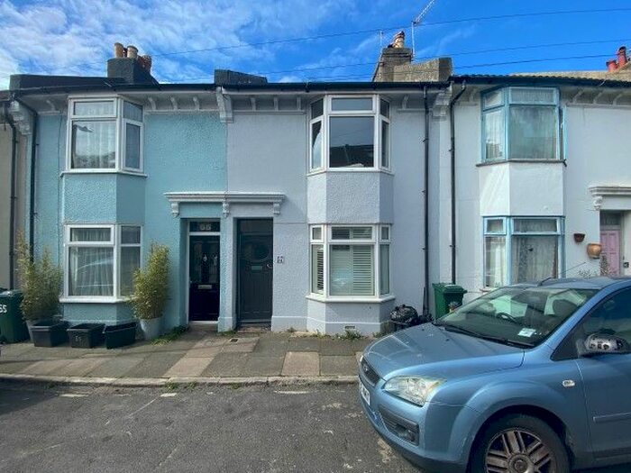 3 Bedroom Terraced House To Rent In Whichelo Place, Brighton, BN2