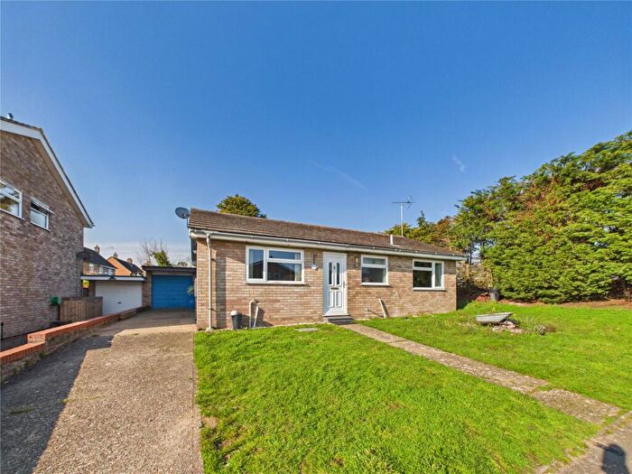 2 Bedroom Bungalow For Sale In Pattern Bush Close, Brantham, Manningtree, Suffolk, CO11