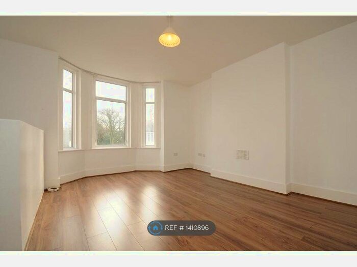 2 Bedroom Flat To Rent In Leicester Road, Croydon, CR0