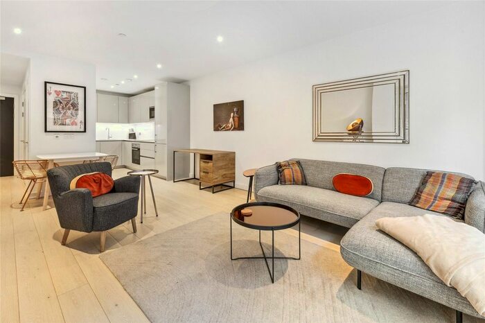 1 Bedroom Flat To Rent In Hurlock Heights, Deacon Street, London, SE17