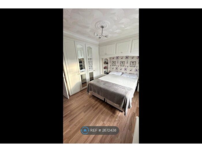 3 Bedroom Terraced House To Rent In Oak Road, Gravesend, DA12