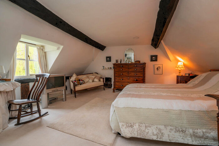 5 Bedroom Farm House For Sale In Longdon, Tewkesbury, GL20