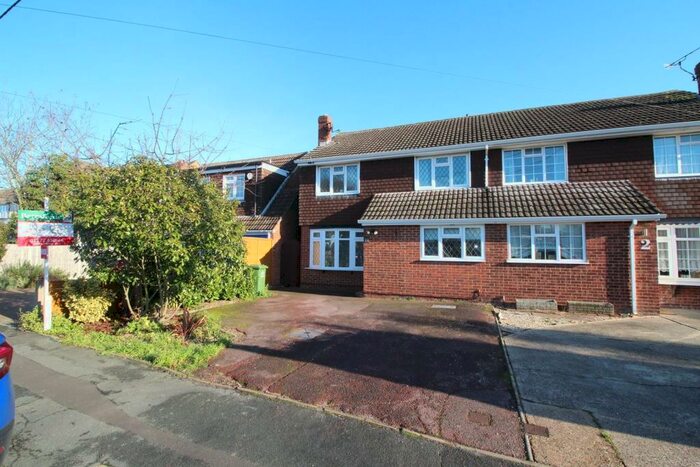 3 Bedroom Semi-Detached House To Rent In Norsey View Drive, Billericay, CM12