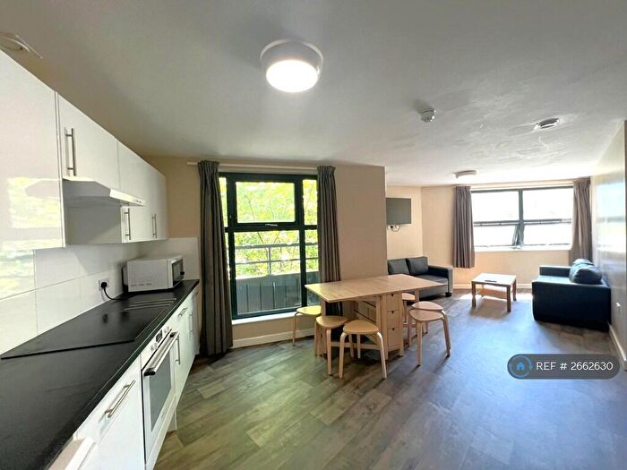 7 Bedroom Flat To Rent In Stokes Croft, Bristol, BS1