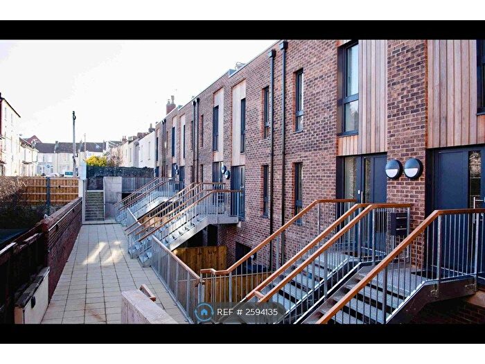3 Bedroom Terraced House To Rent In Picture House Court, Bristol, BS3