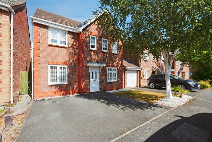 4 Bedroom Detached House For Sale In St. Thomas View, Whitby, Ellesmere Port, Cheshire, CH65