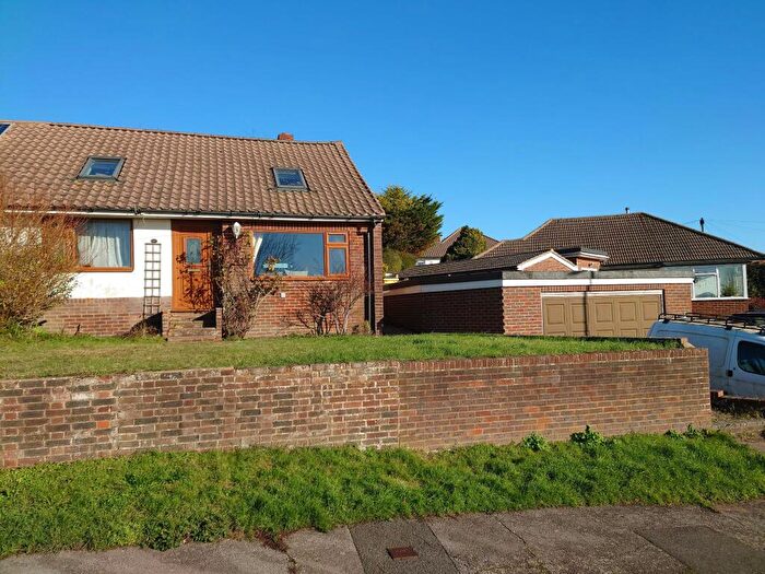 5 Bedroom Semi-Detached House For Sale In Claremont Road, Newhaven, BN9