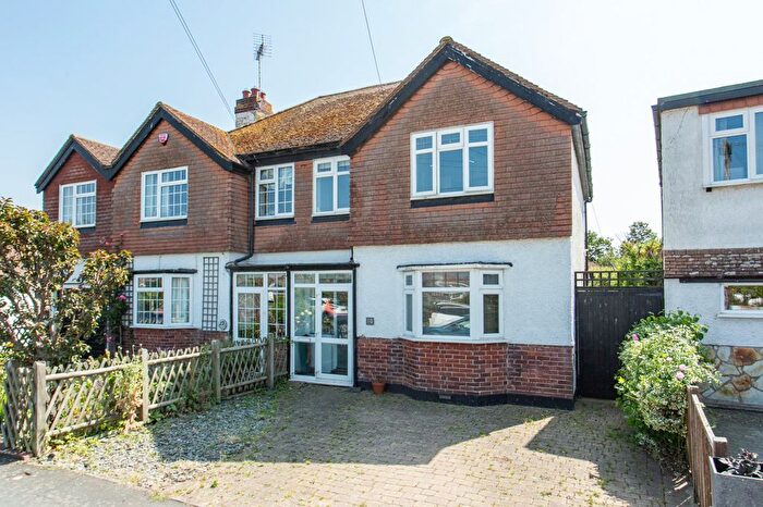 4 Bedroom Semi-Detached House For Sale In Goodwin Avenue, Whitstable, Kent, CT5