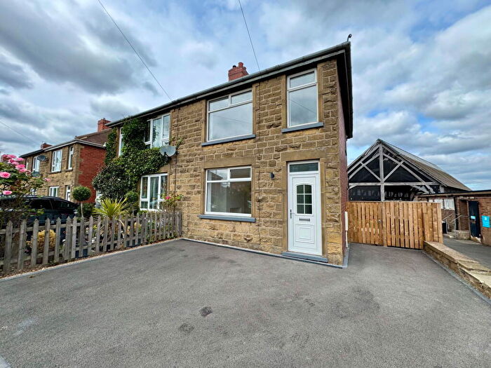 2 Bedroom Semi-Detached House For Sale In Park Avenue, Penistone, Sheffield, S36