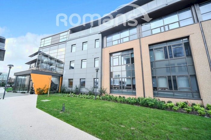 2 Bedroom Flat To Rent In Wokingham Road, Binfield, Bracknell RG42