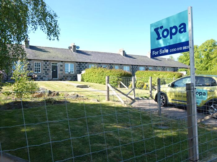 3 Bedroom Terraced House For Sale In Stable Close, Inverurie, AB51