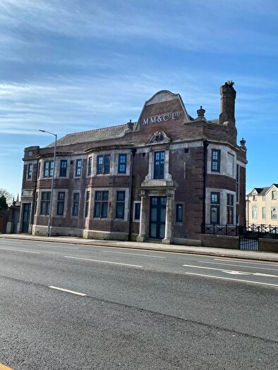 7 Bedroom Block Of Apartments To Rent In St Georges Road, Bolton, BL1