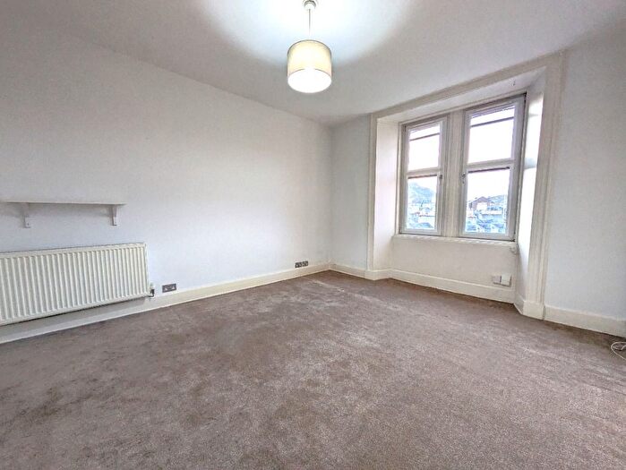 1 Bedroom Flat To Rent In Rossie Place, Easter Road, Edinburgh, EH7