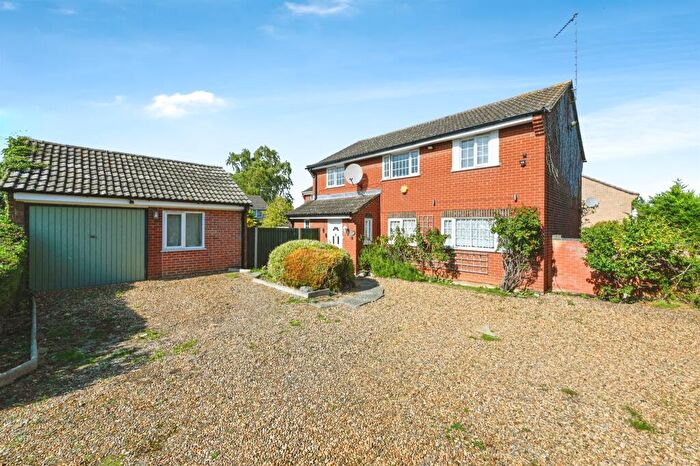 4 Bedroom Detached House For Sale In Elvington, King's Lynn, PE30