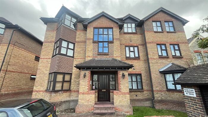 1 Bedroom Flat To Rent In Cedar Road, Sutton, SM2
