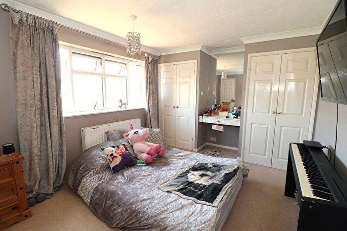 2 Bedroom End Of Terrace House For Sale In Millfield, Ninfield, Battle, TN33