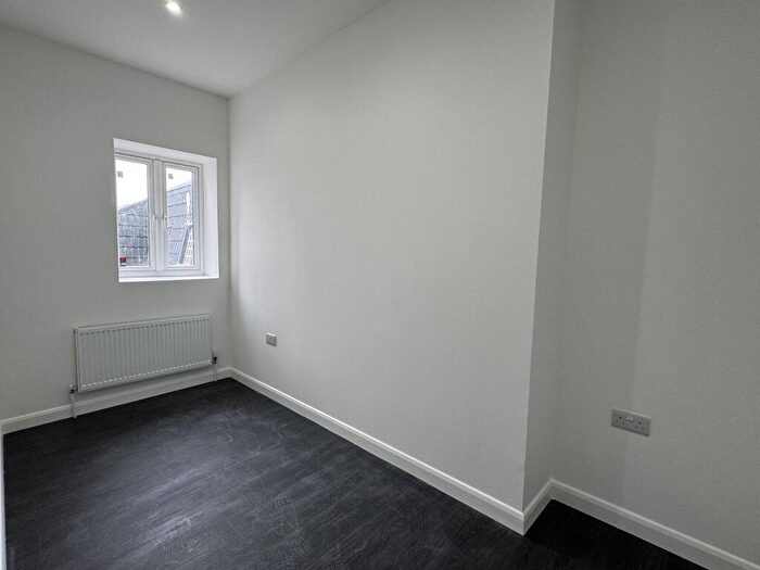 3 Bedroom Flat To Rent In London Road North, Lowestoft, NR32