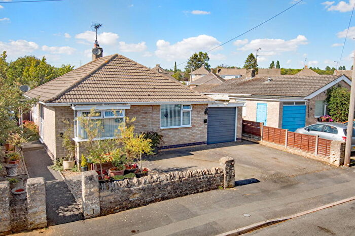 2 Bedroom Detached Bungalow For Sale In Grange Road, Stanion, Northamptonshire, NN14