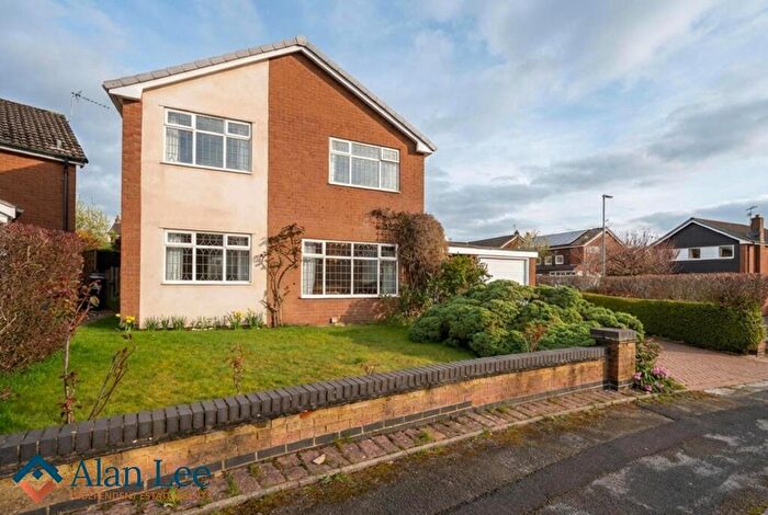 3 Bedroom Detached House For Sale In Coniston Way, Macclesfield, SK11