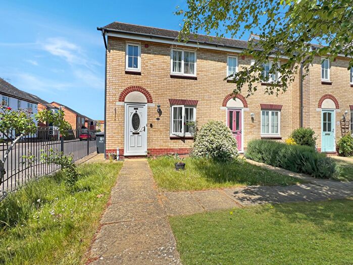 2 Bedroom End Of Terrace House For Sale In Goldfinch Drive, Cottenham, CB24