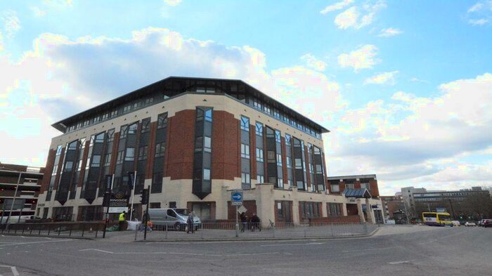 2 Bedroom Apartment To Rent In Ringside, Bracknell, RG12