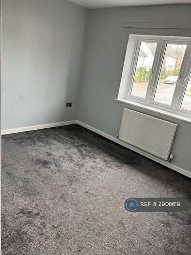 1 Bedroom Flat To Rent In Whilton Road, Northampton, NN2