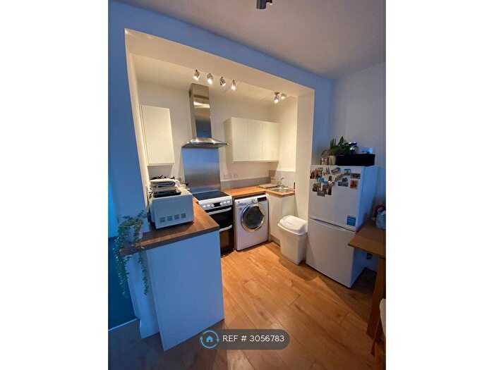 1 Bedroom Flat To Rent In Dickinson Street, Derby, DE24