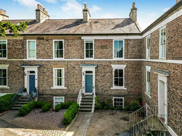 4 Bedroom Terraced House For Sale In Banks Terrace, Hurworth Place, Darlington, DL2