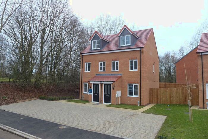 3 Bedroom Semi-Detached House To Rent In St. Wilfrids Crescent, Ripon, HG4