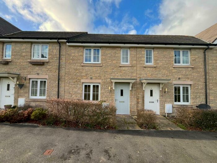 2 Bedroom House To Rent In Parker Walk, Axminster, EX13
