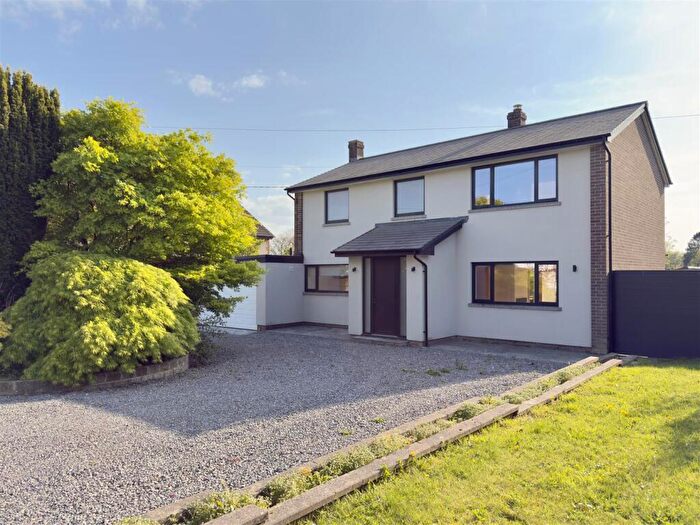 3 Bedroom Detached House To Rent In Twyncyn, Dinas Powys, CF64