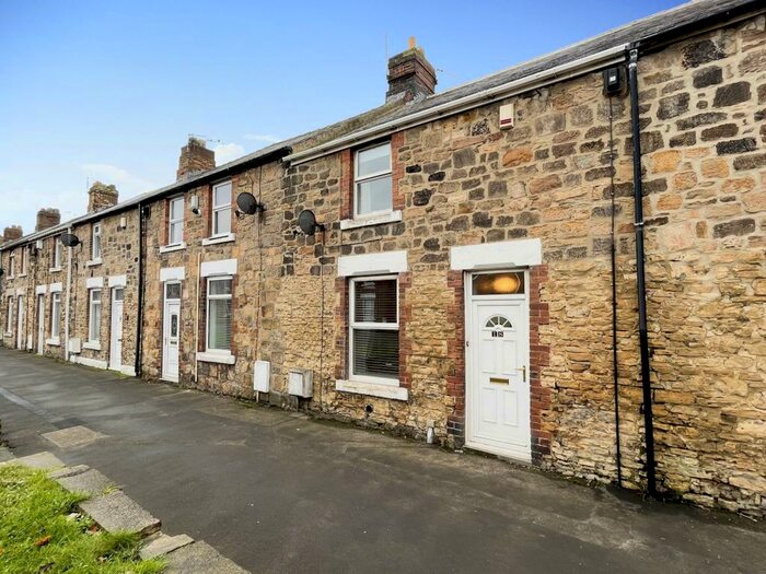 Houses for sale & to rent in DH4 7BD, Railway Terrace, Shiney Row