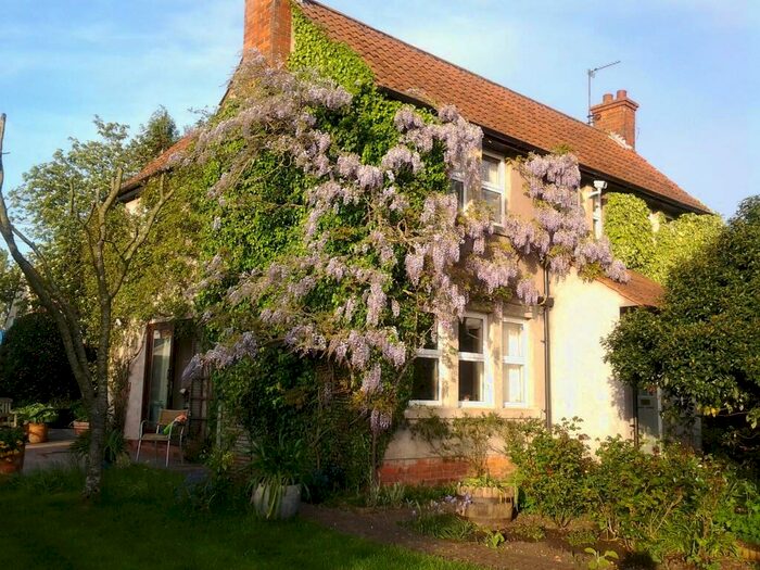 3 Bedroom House To Rent In Wood Lane, Chippenham, SN15