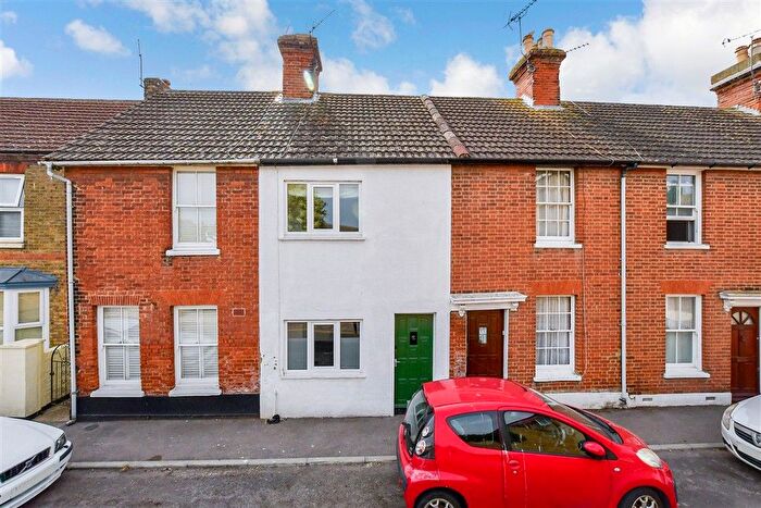 3 Bedroom Terraced House For Sale In Essex Street, Whitstable, Kent, CT5