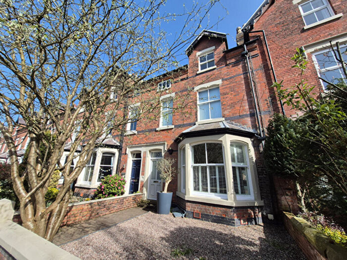 2 Bedroom Flat For Sale In Cecil Street, Lytham St. Annes, FY8