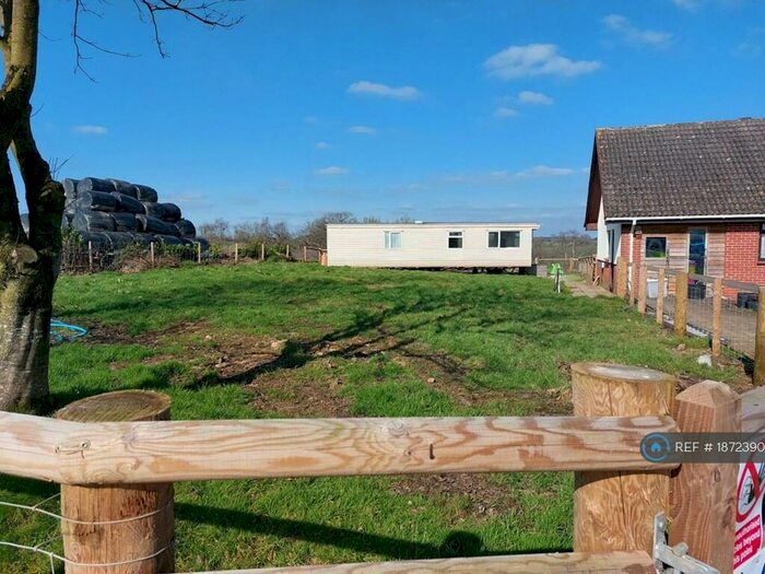 2 Bedroom Mobile Home To Rent In Heath Hill Farm, Winkleigh, EX19