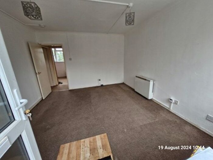 2 Bedroom Flat To Rent In Croft House, Rookery Lane, Aldridge, WS9