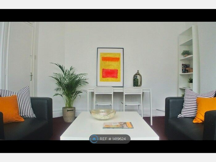 8 Bedroom Terraced House To Rent In College Road, Bangor, LL57