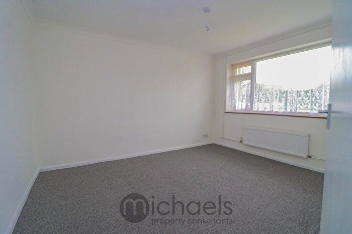 3 Bedroom Detached Bungalow For Sale In Chestnut Road, Alresford, Colchester, CO7
