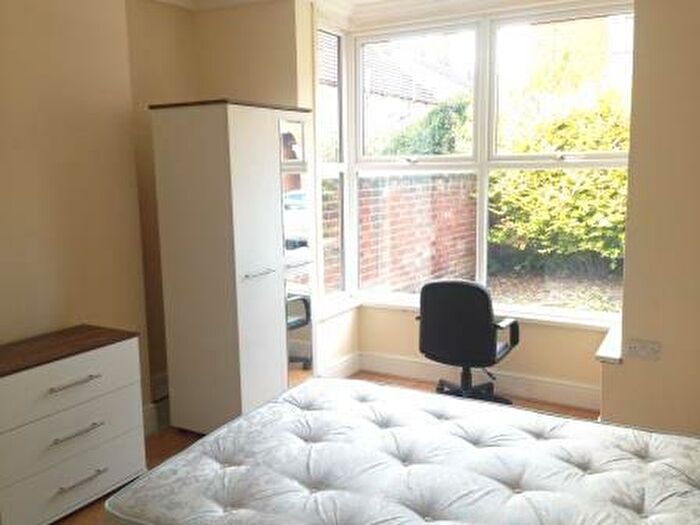 4 Bedroom Terraced House To Rent In South Parade - Four Bedrooms & Three Bathrooms! /, LN1