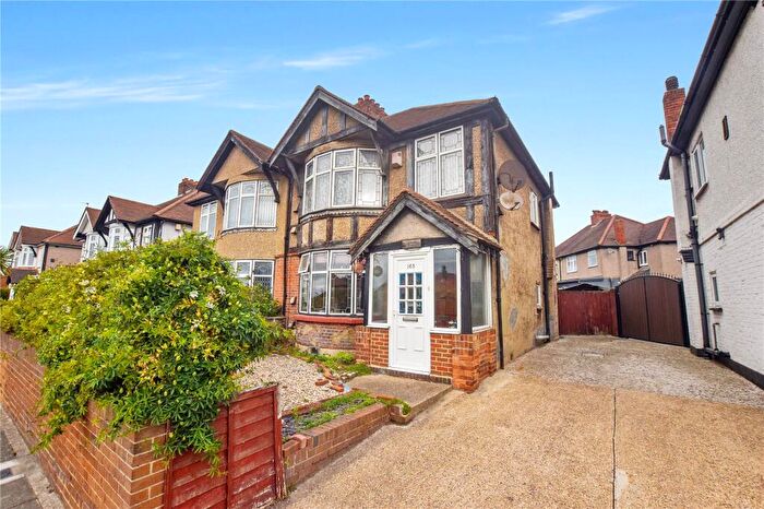 3 Bedroom Semi Detached House For Sale In Danson Road, Bexley, Kent, DA5