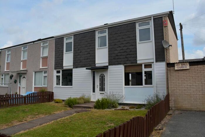 3 Bedroom End Of Terrace House To Rent In Flamborough Close, Binley, Coventry CV3