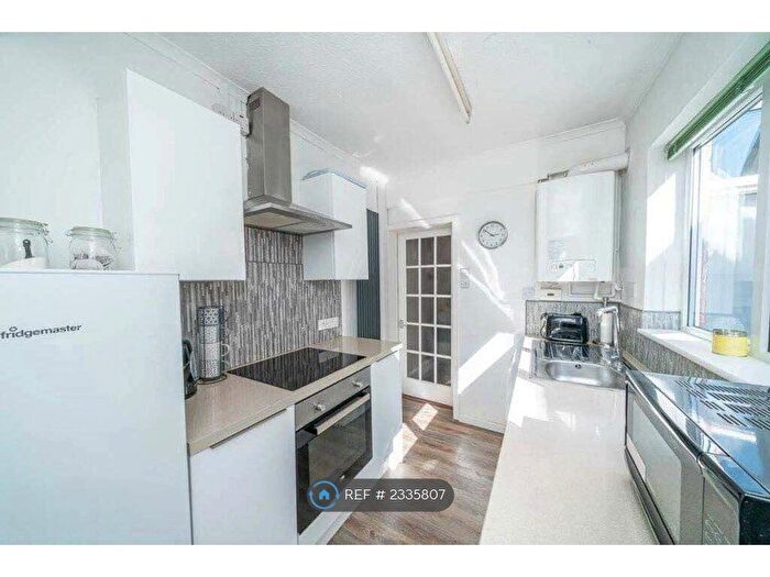 2 Bedroom Terraced House To Rent In Broad Lane, Walsall, WS3