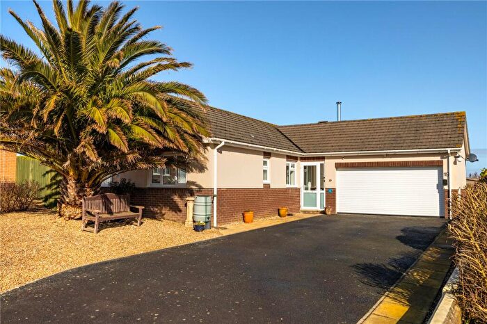 3 Bedroom Bungalow For Sale In Gainsborough Drive, Westward Ho, Bideford, EX39