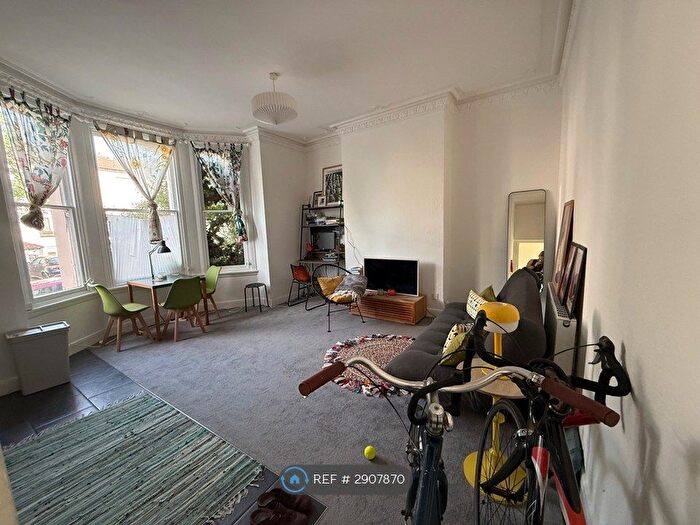 1 Bedroom Flat To Rent In Burrage Road, London, SE18
