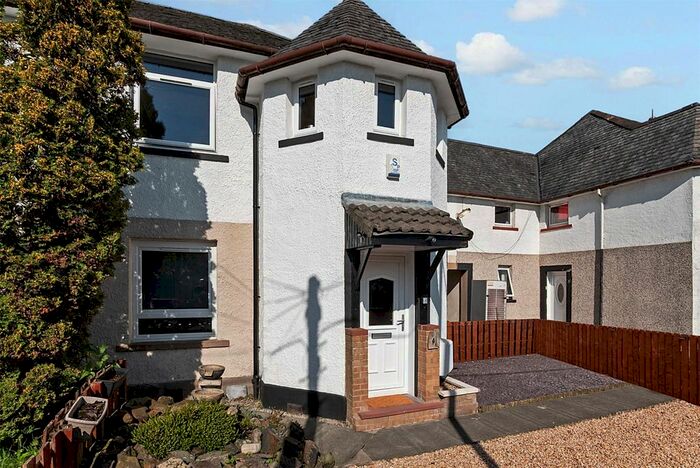 3 Bedroom Flat For Sale In Castleview, Cumbernauld, Glasgow, G68