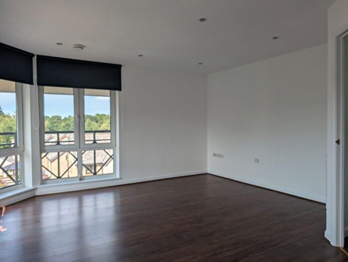 2 Bedroom Flat To Rent In Greenpark, Edinburgh, Midlothian, EH17