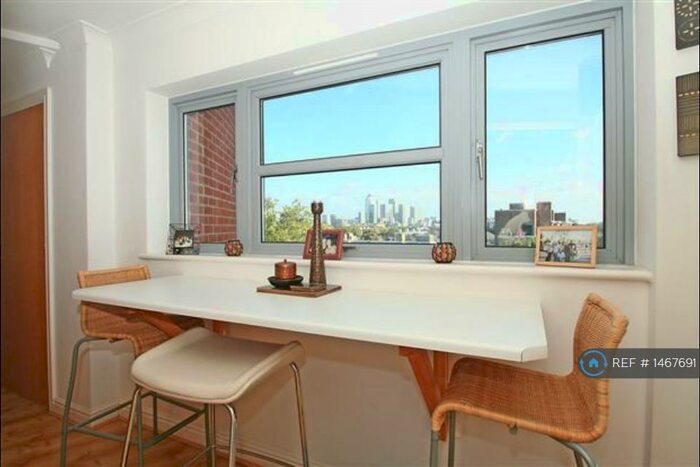 1 Bedroom Flat To Rent In Concorde Way, London, SE16